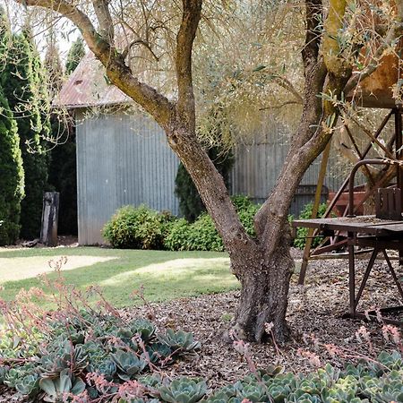 Walnut Tree Cottages Whorouly Exterior photo